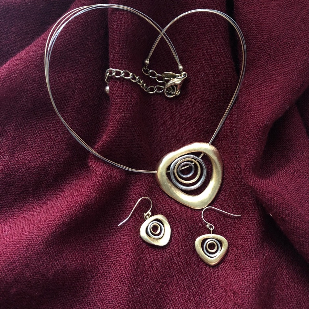 Signed Chico’s Abstract Necklace Earrings Set